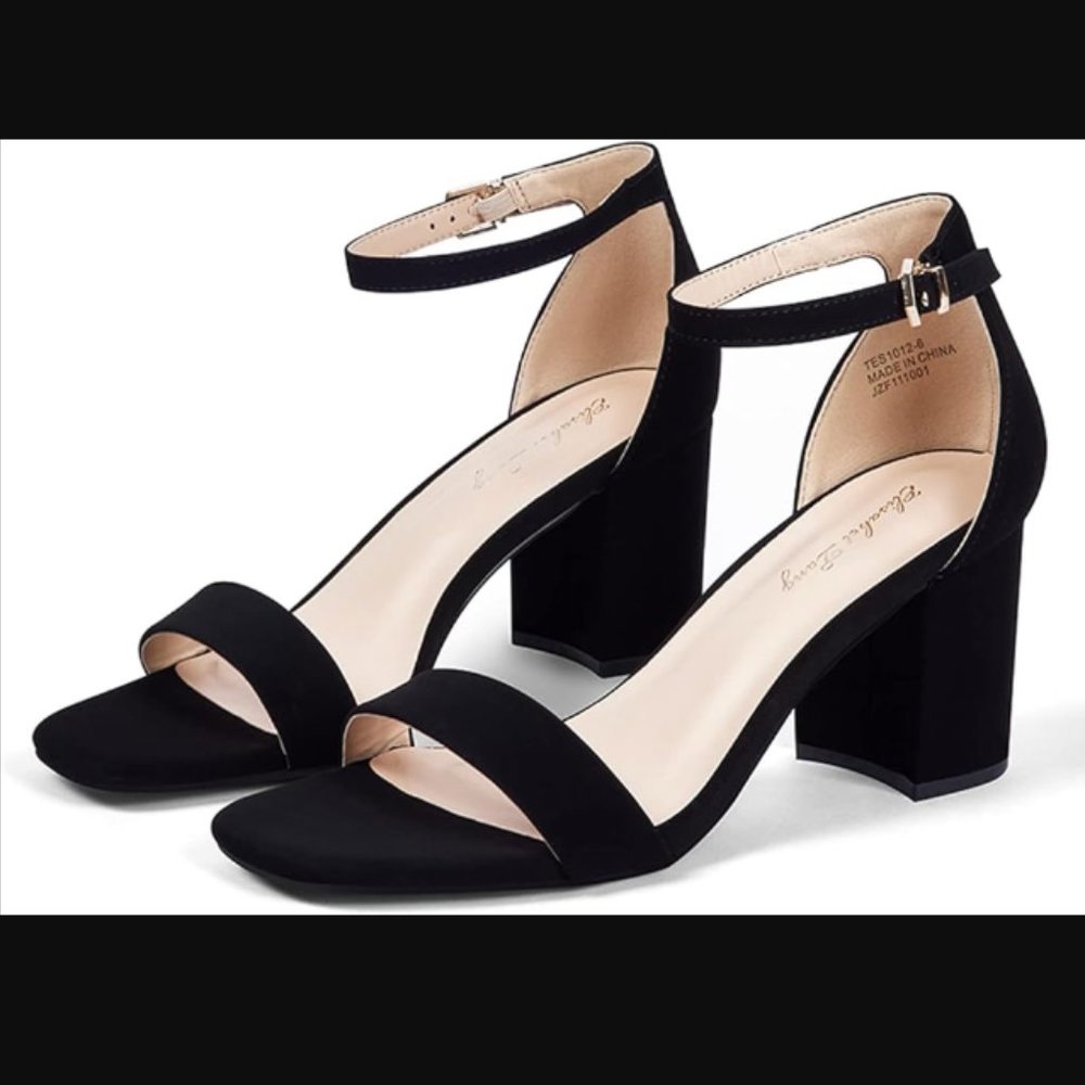 Chunky heeled sandals (NEW) (size 9)